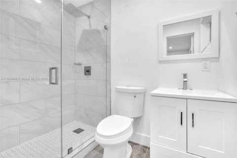 Villa ou maison à vendre à Fort Lauderdale, Floride: 3 chambres, 125.05 m2 № 1930010 - photo 10