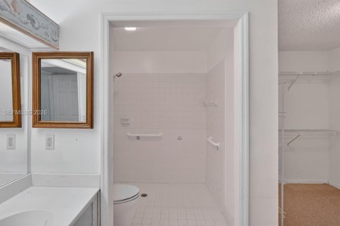 House in Coconut Creek, Florida 3 bedrooms, 159.42 sq.m. № 2018655 - photo 19