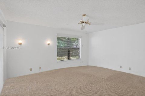 House in Coconut Creek, Florida 3 bedrooms, 159.42 sq.m. № 2018655 - photo 17