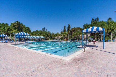 House in Coconut Creek, Florida 3 bedrooms, 159.42 sq.m. № 2018655 - photo 6