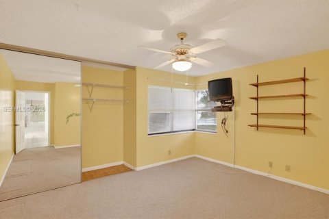House in Coconut Creek, Florida 3 bedrooms, 159.42 sq.m. № 2018655 - photo 26