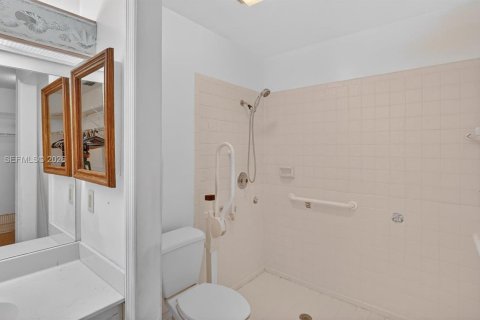 House in Coconut Creek, Florida 3 bedrooms, 159.42 sq.m. № 2018655 - photo 20