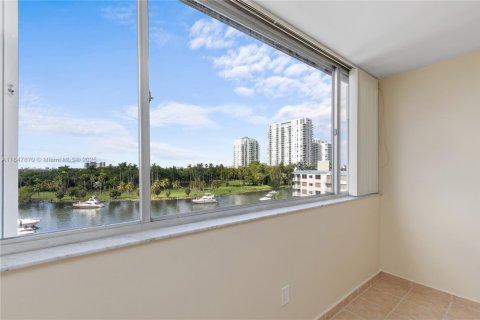 Купить кондоминиум в Майами, Флорида 2 спальни, 82.03м2, № 1849019 - фото 16