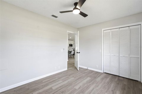 House in Lake Wales, Florida 3 bedrooms, 137.5 sq.m. № 2092257 - photo 19