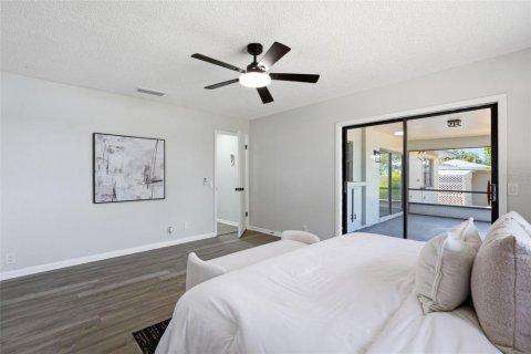 House in Lake Wales, Florida 3 bedrooms, 137.5 sq.m. № 2092257 - photo 15