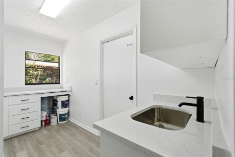 House in Lake Wales, Florida 3 bedrooms, 137.5 sq.m. № 2092257 - photo 22