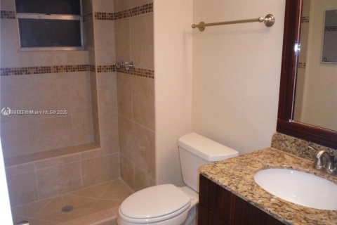 Condo in Davie, Florida, 2 bedrooms  № 1896096 - photo 8
