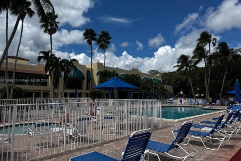 Condo in Davie, Florida, 2 bedrooms  № 1896096 - photo 28