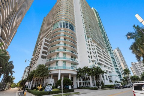 Condo in Miami, Florida, 1 bedroom  № 2082101