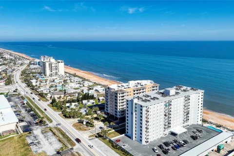 Copropriété à vendre à Ormond Beach, Floride: 2 chambres, 113.81 m2 № 2412576 - photo 3