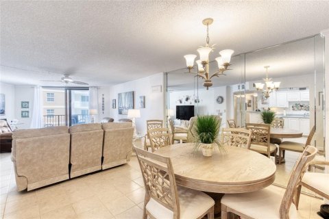 Copropriété à vendre à Ormond Beach, Floride: 2 chambres, 113.81 m2 № 2412576 - photo 18