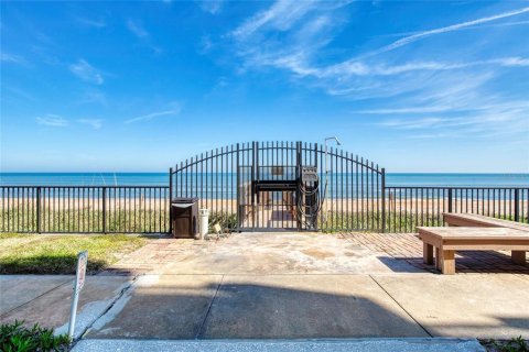 Copropriété à vendre à Ormond Beach, Floride: 2 chambres, 113.81 m2 № 2412576 - photo 8