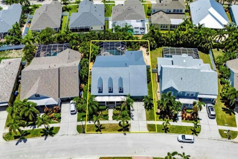 House in Apollo Beach, Florida 4 bedrooms, 268.02 sq.m. № 2209146 - photo 3