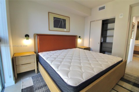 Copropriété à louer à Miami, Floride: 2 chambres, 76.64 m2 № 2024279 - photo 10