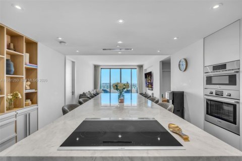 Condominio en venta en Key Biscayne, Florida, 2 dormitorios, 143.72 m2 № 2045137 - foto 3