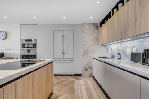 Condominio en venta en Key Biscayne, Florida, 2 dormitorios, 143.72 m2 № 2045137 - foto 4