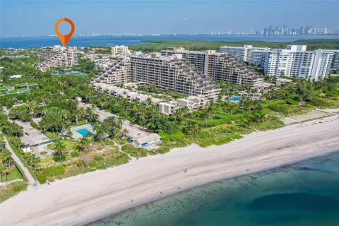 Condominio en venta en Key Biscayne, Florida, 2 dormitorios, 143.72 m2 № 2045137 - foto 22