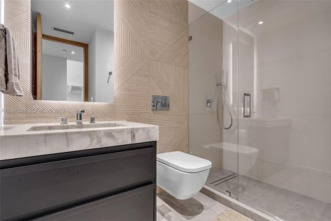 Condominio en venta en Key Biscayne, Florida, 2 dormitorios, 143.72 m2 № 2045137 - foto 21