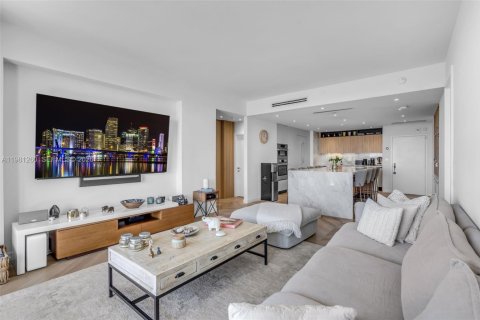 Condominio en venta en Key Biscayne, Florida, 2 dormitorios, 143.72 m2 № 2045137 - foto 8