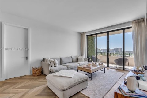 Condominio en venta en Key Biscayne, Florida, 2 dormitorios, 143.72 m2 № 2045137 - foto 7