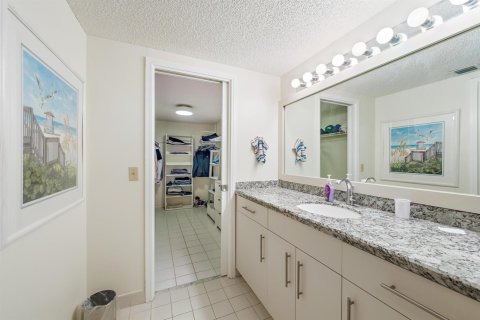 Copropriété à vendre à Riviera Beach, Floride: 3 chambres, 242.94 m2 № 2175895 - photo 13