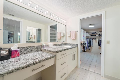 Copropriété à vendre à Riviera Beach, Floride: 3 chambres, 242.94 m2 № 2175895 - photo 15