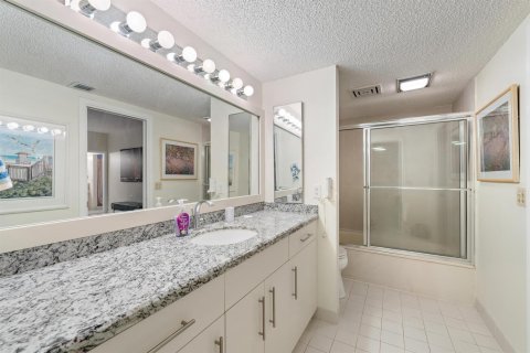 Copropriété à vendre à Riviera Beach, Floride: 3 chambres, 242.94 m2 № 2175895 - photo 17