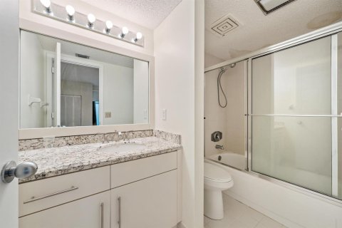 Copropriété à vendre à Riviera Beach, Floride: 3 chambres, 242.94 m2 № 2175895 - photo 22