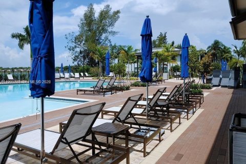 Adosado en venta en Miami, Florida, 3 dormitorios, 154.4 m2 № 2252980 - foto 22