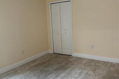Casa en venta en Kissimmee, Florida, 3 dormitorios, 121.24 m2 № 1904279 - foto 10