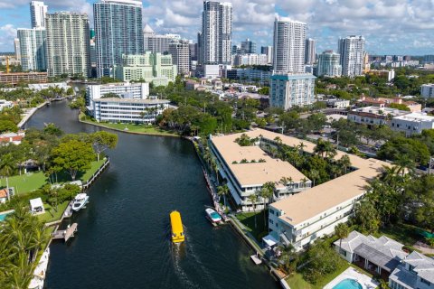 Condo à Fort Lauderdale, Floride, 2 chambres № 2421146