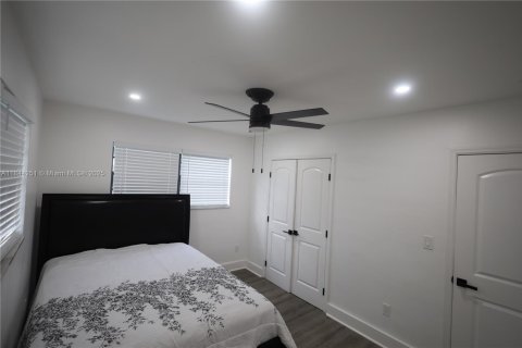 Casa en venta en Miami, Florida, 3 dormitorios, 113.43 m2 № 1840807 - foto 19