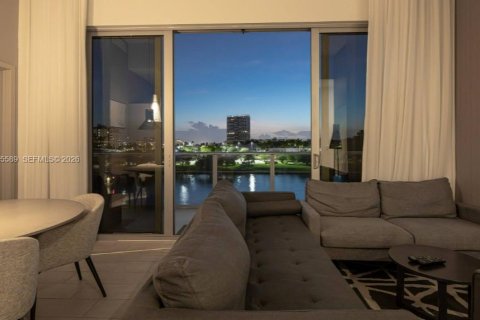 Apartamento en alquiler en Hollywood, Florida, 3 dormitorios, 104.24 m2 № 2268698 - foto 5