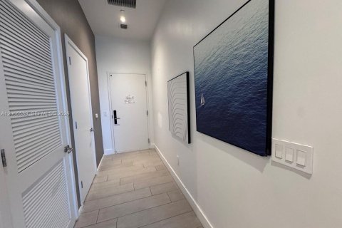 Apartamento en alquiler en Hollywood, Florida, 3 dormitorios, 104.24 m2 № 2268698 - foto 14