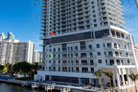 Apartamento en alquiler en Hollywood, Florida, 3 dormitorios, 104.24 m2 № 2268698 - foto 24