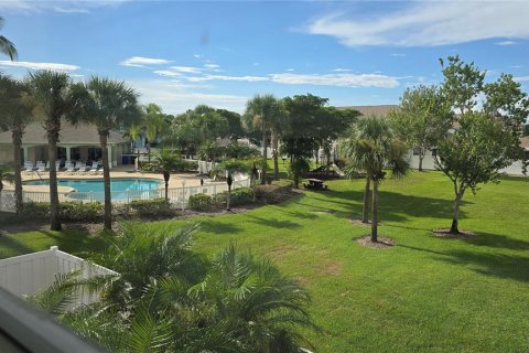 Adosado en alquiler en Fort Myers, Florida, 2 dormitorios, 134.43 m2 № 1884609 - foto 17