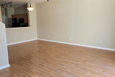 Adosado en alquiler en Fort Myers, Florida, 2 dormitorios, 134.43 m2 № 1884609 - foto 9