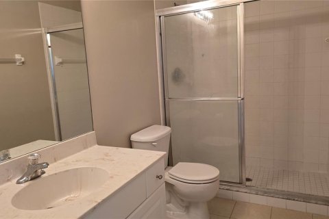 Adosado en alquiler en Fort Myers, Florida, 2 dormitorios, 134.43 m2 № 1884609 - foto 16