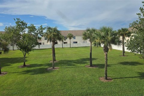 Adosado en alquiler en Fort Myers, Florida, 2 dormitorios, 134.43 m2 № 1884609 - foto 19