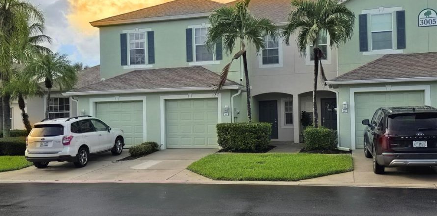 Adosado en Fort Myers, Florida 2 dormitorios, 134.43 m2 № 1884609