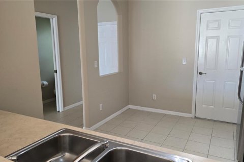 Adosado en alquiler en Fort Myers, Florida, 2 dormitorios, 134.43 m2 № 1884609 - foto 5