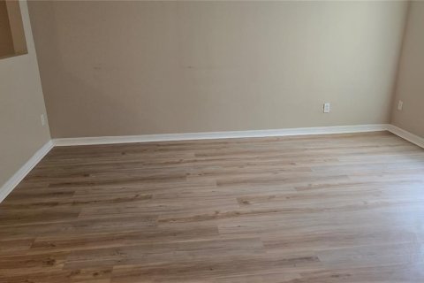 Adosado en alquiler en Fort Myers, Florida, 2 dormitorios, 134.43 m2 № 1884609 - foto 21