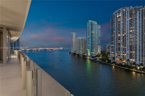 Купить кондоминиум в Майами, Флорида 4 спальни, 310.2м2, № 2023251 - фото 8