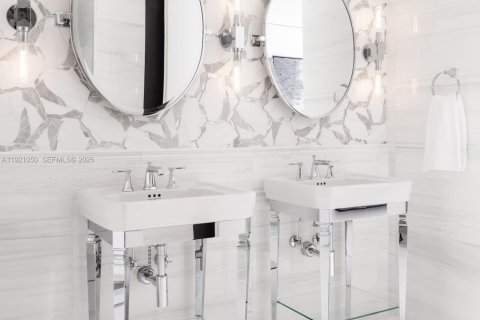 Copropriété à vendre à Miami Beach, Floride: 3 chambres, 160.26 m2 № 1988041 - photo 12