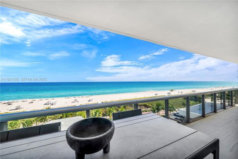 Condo in Miami Beach, Florida, 3 bedrooms  № 1988041 - photo 28