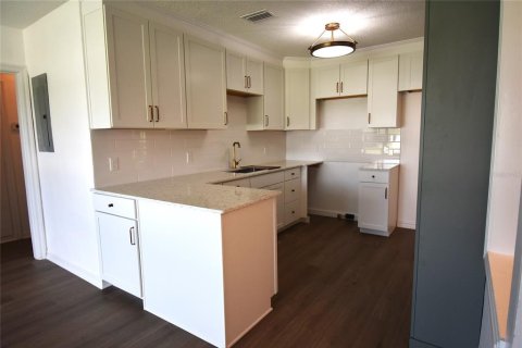 Casa en venta en Orlando, Florida, 3 dormitorios, 124.77 m2 № 1870633 - foto 19