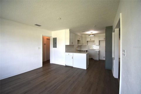 Casa en venta en Orlando, Florida, 3 dormitorios, 124.77 m2 № 1870633 - foto 17