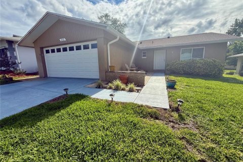 Casa en venta en Port Richey, Florida, 2 dormitorios, 133.04 m2 № 1416796 - foto 2