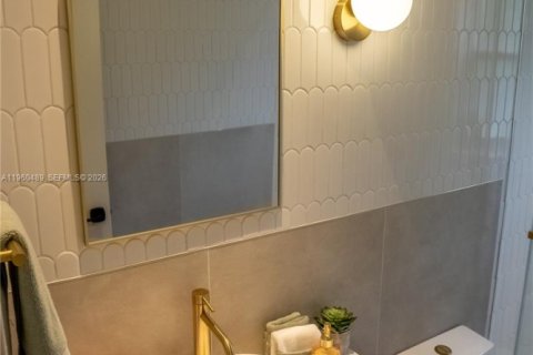 Снять в аренду кондоминиум в Майами, Флорида 2 спальни, 106.74м2, № 2080740 - фото 4