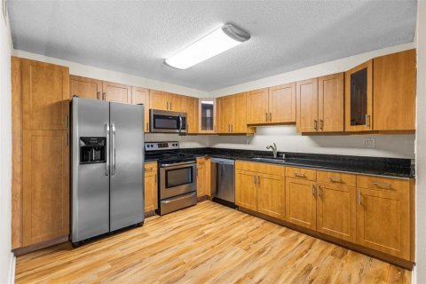 Condominio en venta en Tampa, Florida, 1 dormitorio, 79.52 m2 № 1742874 - foto 9